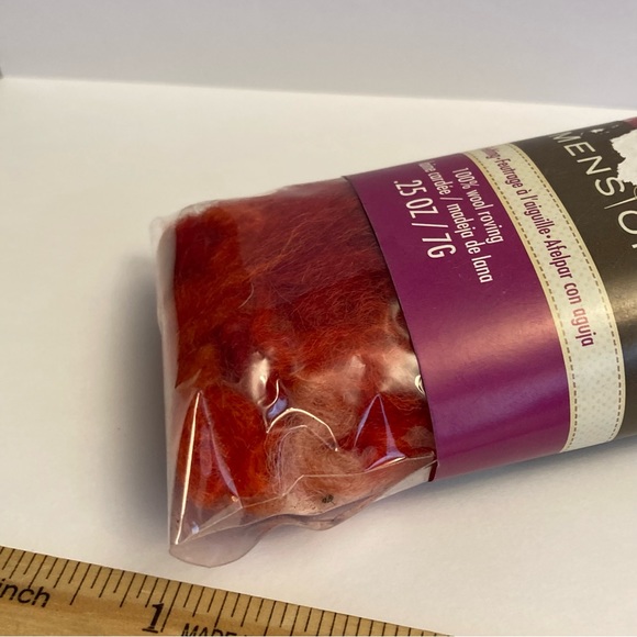 6 Dimensions FeltWorks 100% Wool Red Curly Roving 0.25oz Needle Felting Crafts - Picture 12 of 16